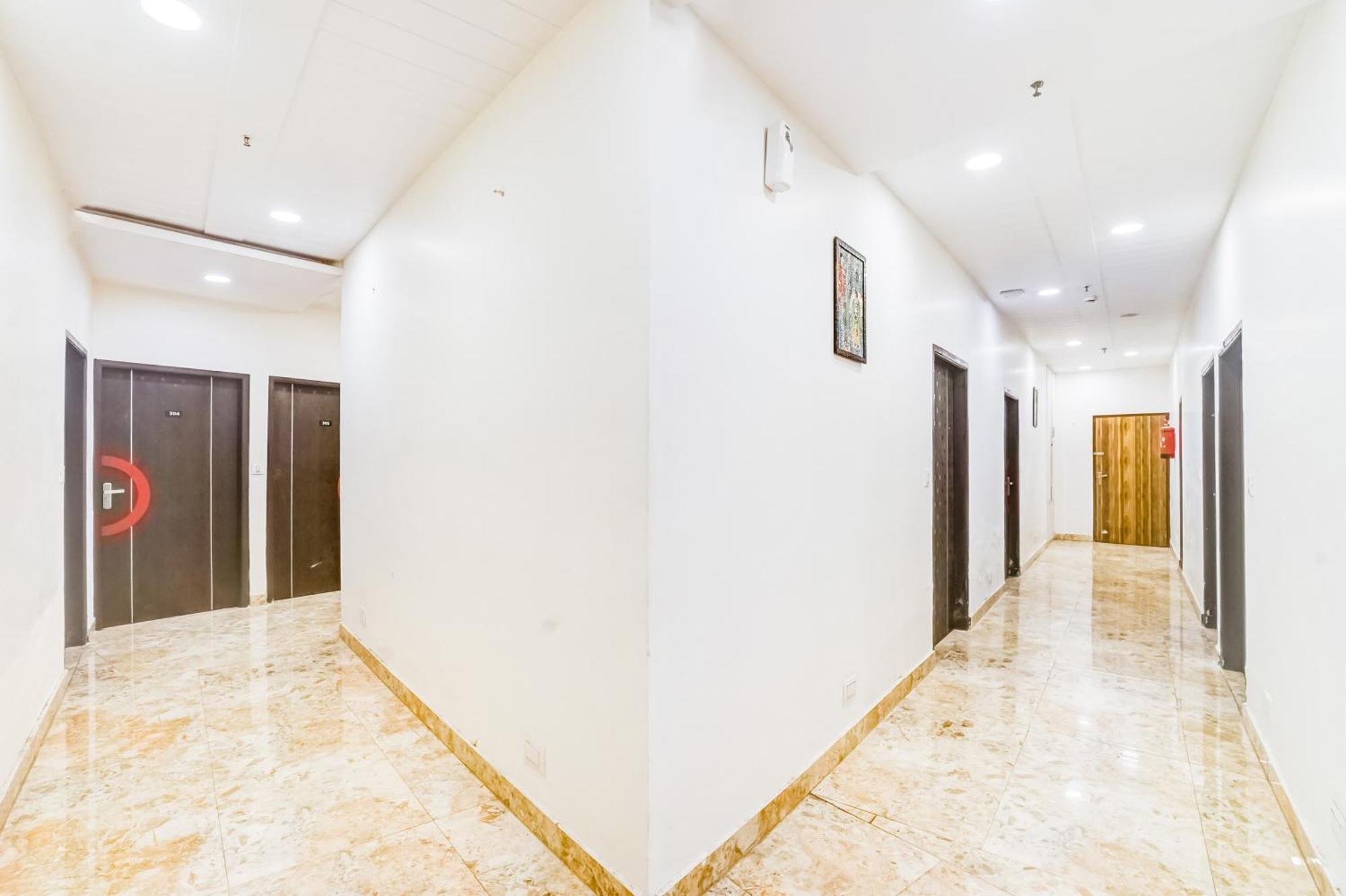 Super Townhouse Jagatpura Hotel Dzsaipur Kültér fotó